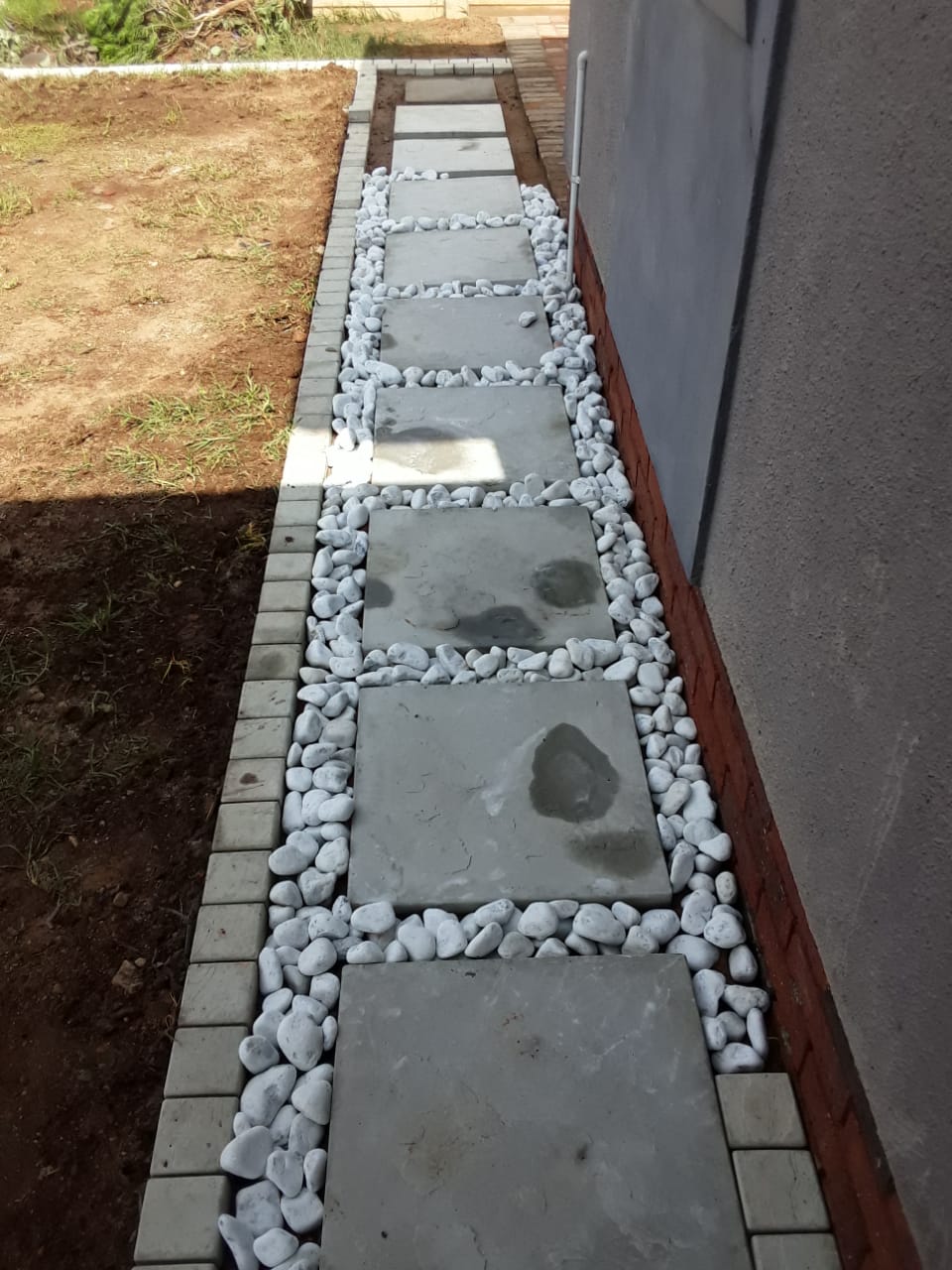 131E55A6-A0FC-49D8-8005-53865877AD31