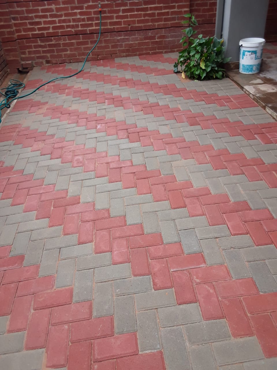 4F6B0D06-AAB2-4379-BF3A-87A0EFD31013