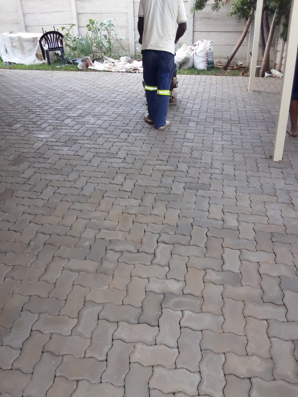 6E0971F1-660E-4F83-A2C9-D5EE6E1BA9BE