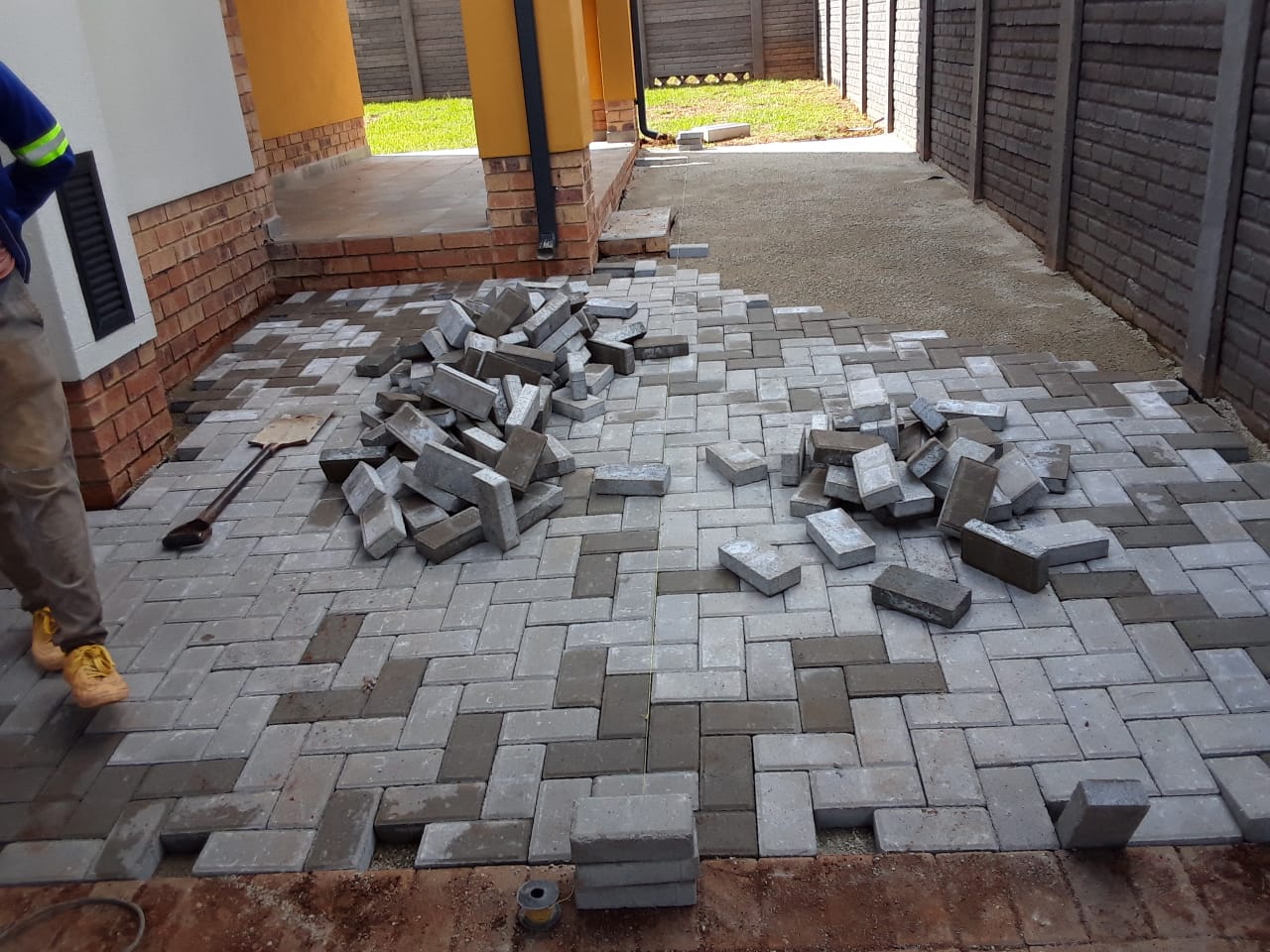 D1DA2C68-2F6E-48A9-981D-76B30C9B8CEF